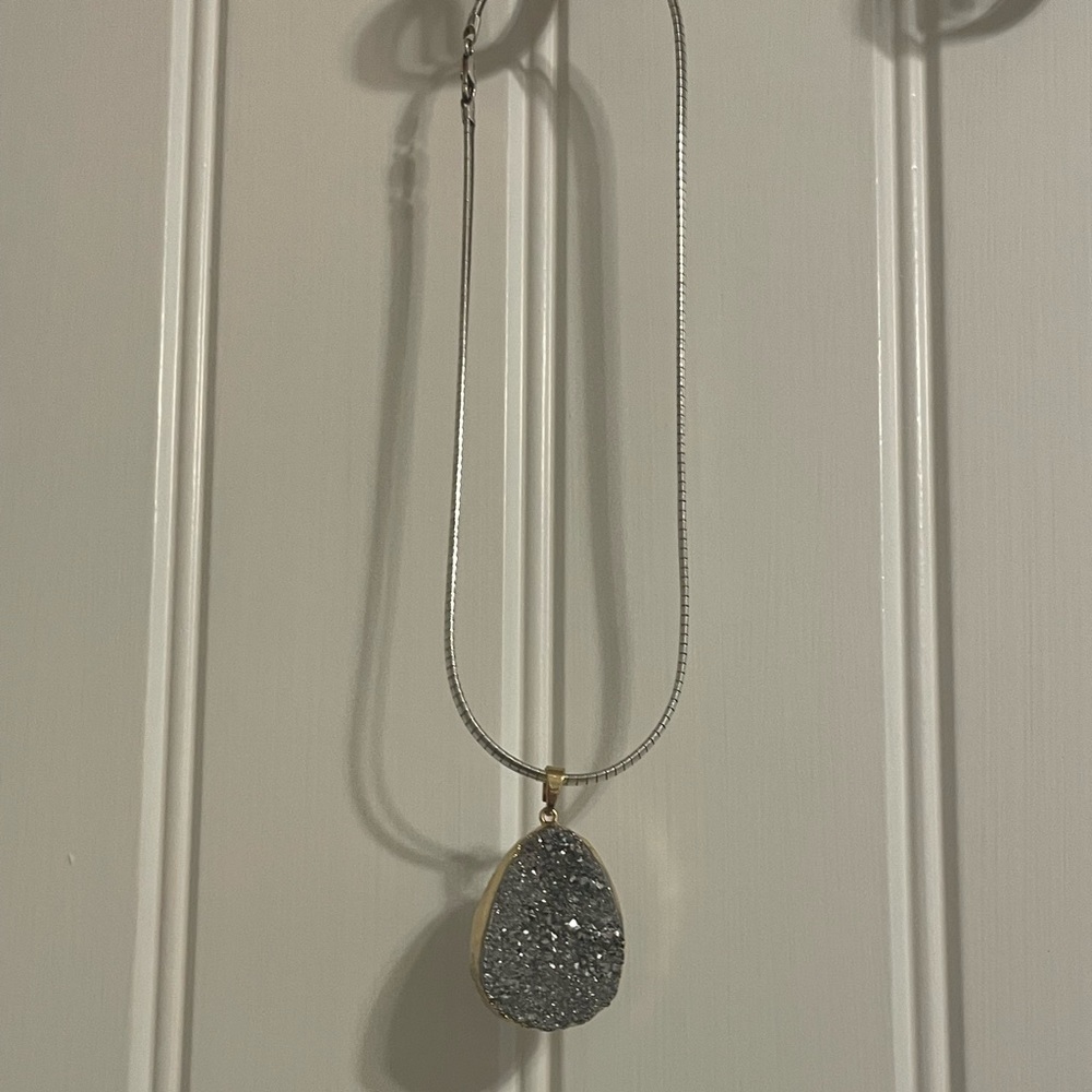 This is a new release this necklace is very fashionable